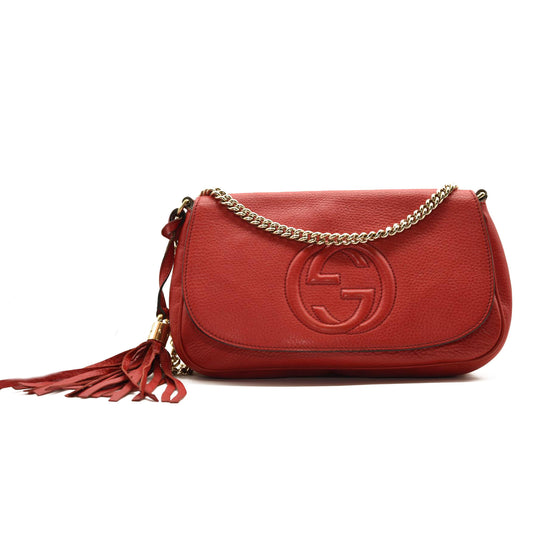 GUCCI Pebbled Calfskin Medium Soho Flap Crossbody Red