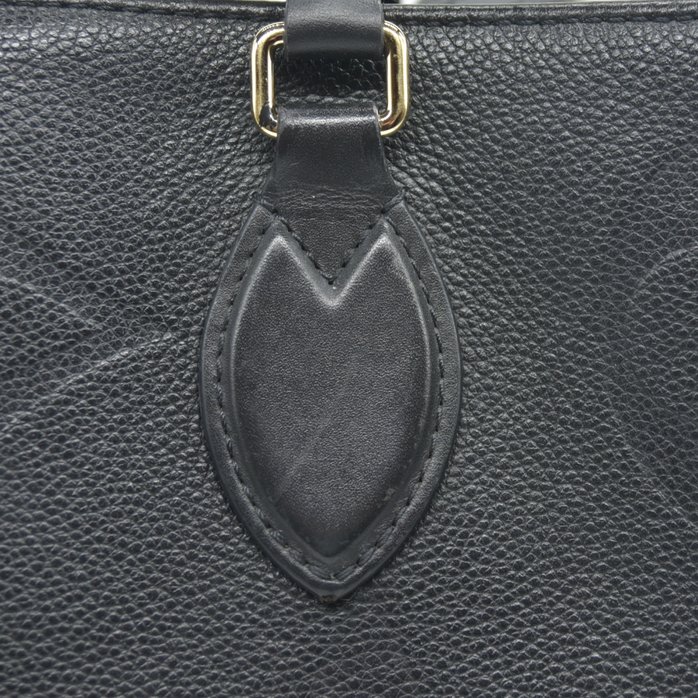 $3650 LOUIS VUITTON Empreinte Monogram Giant Onthego GM Black 2020 DU0270