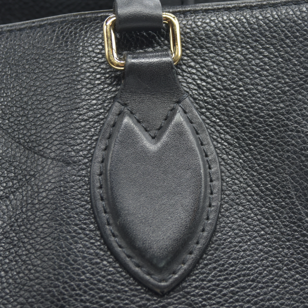 $3650 LOUIS VUITTON Empreinte Monogram Giant Onthego GM Black 2020 DU0270