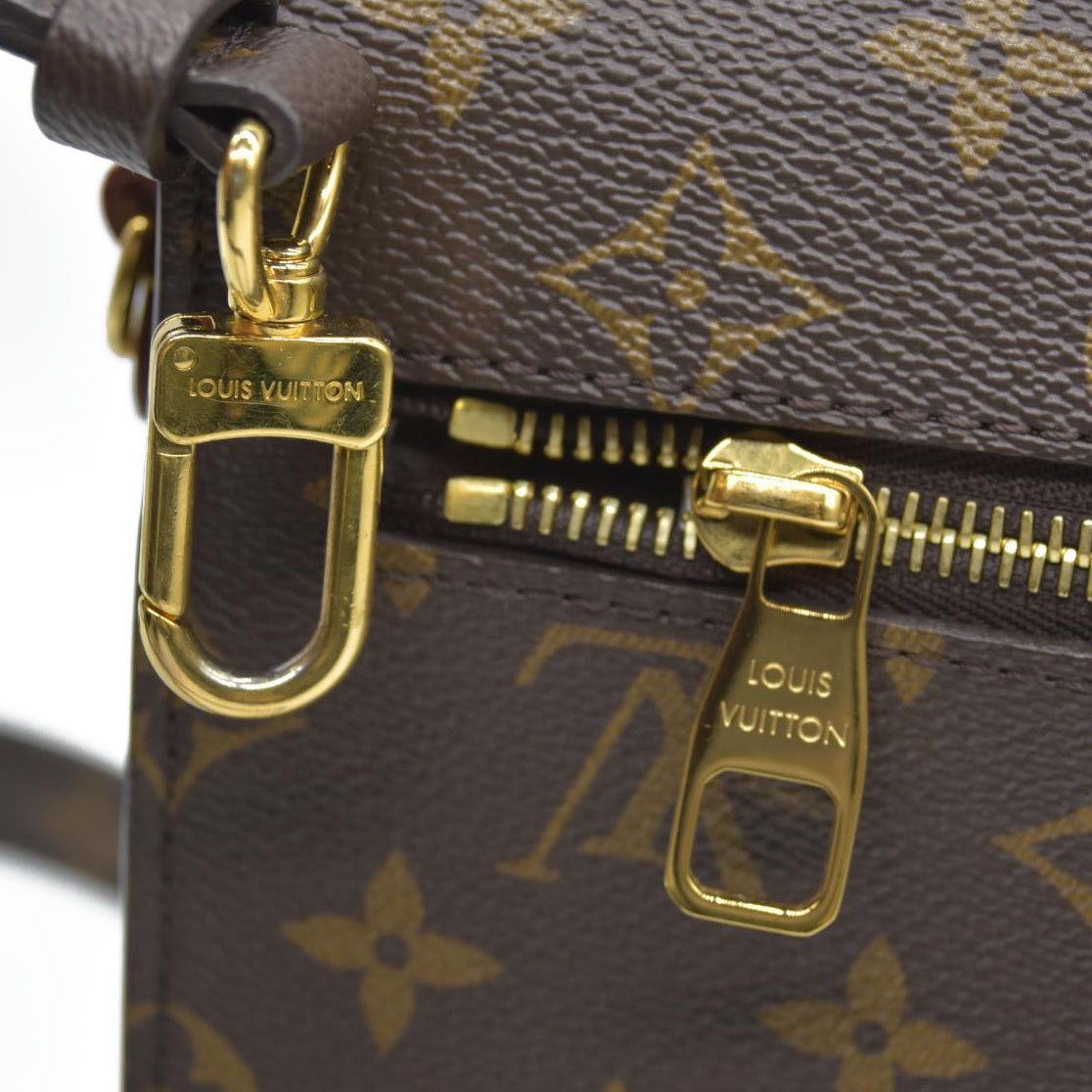 $2760 Louis Vuitton LV Monogram Pochette Métis RFID 2021