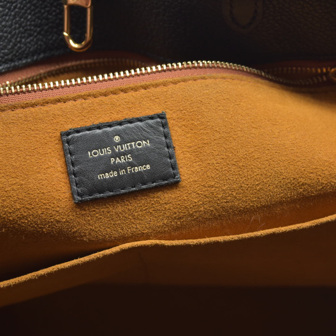 $3650 LOUIS VUITTON Empreinte Monogram Giant Onthego GM Black 2020 DU0270