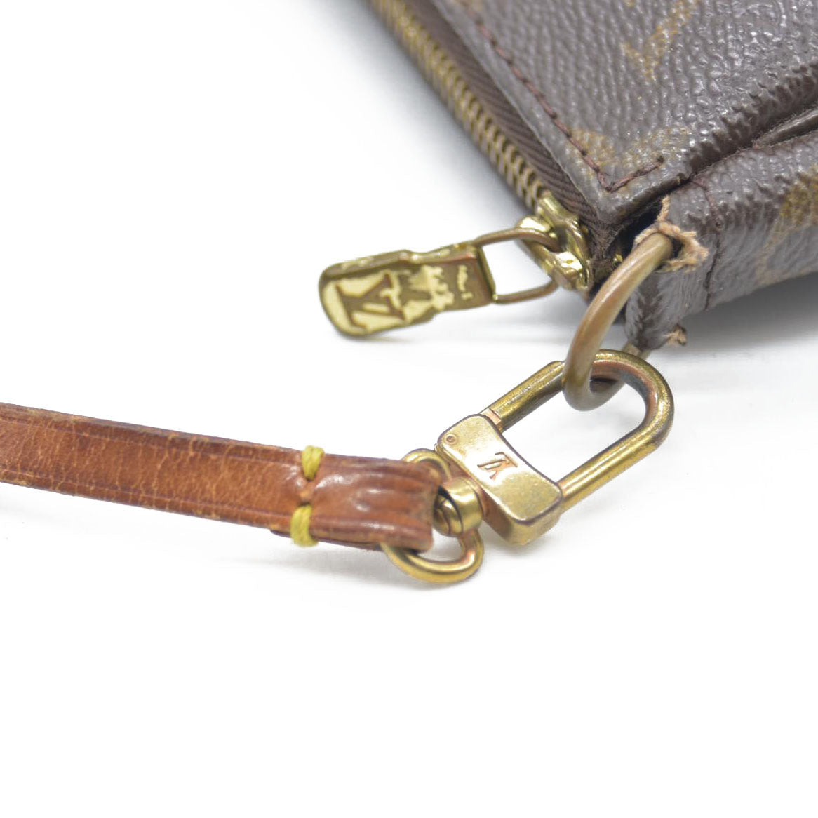 Louis Vuitton LV Accessories Pouch Pochette Accessoires Brown Monogram VI0011