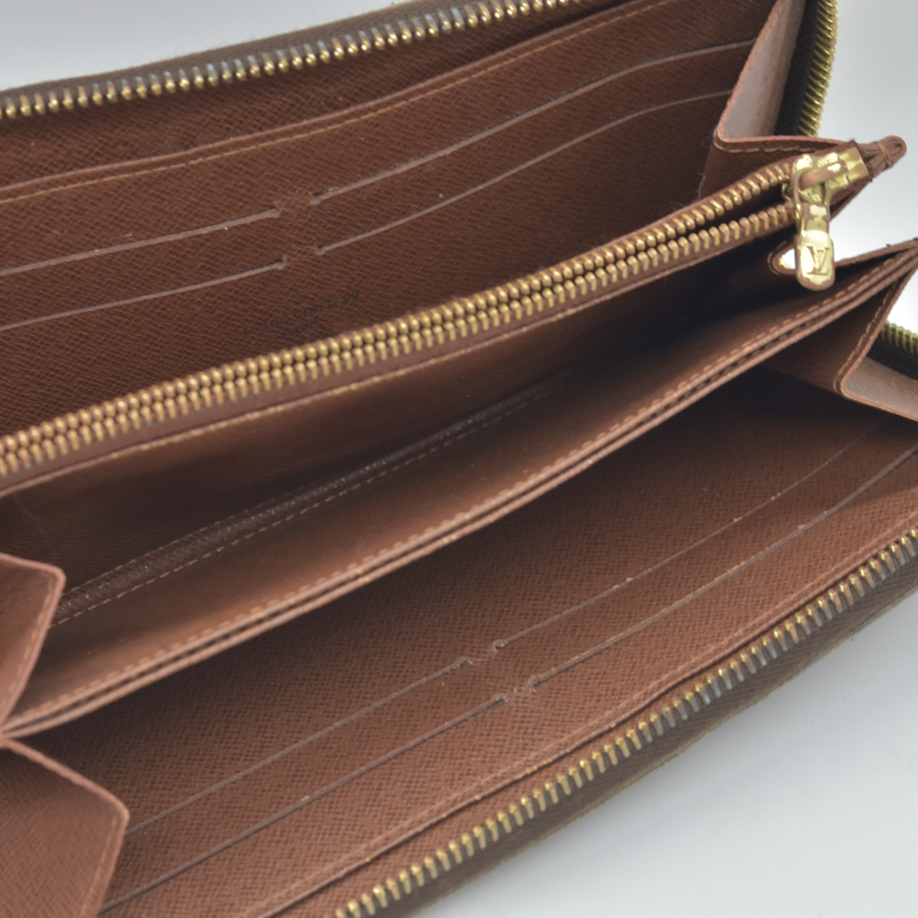 $915 2010 Louis Vuitton Monogram Zippy Zip Around Long Wallet Purse Brown CA2170