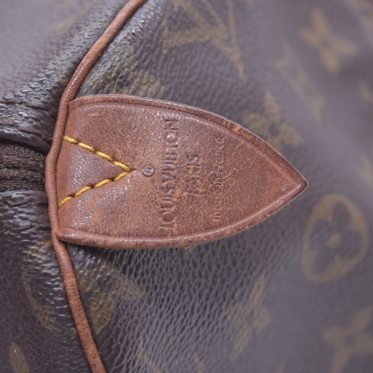 $1550 1992 Louis Vuitton Monogram Speedy 30 Hand Bag VI0952