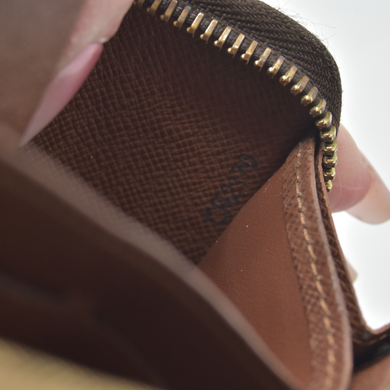 $915 2010 Louis Vuitton Monogram Zippy Zip Around Long Wallet Purse Brown CA2170