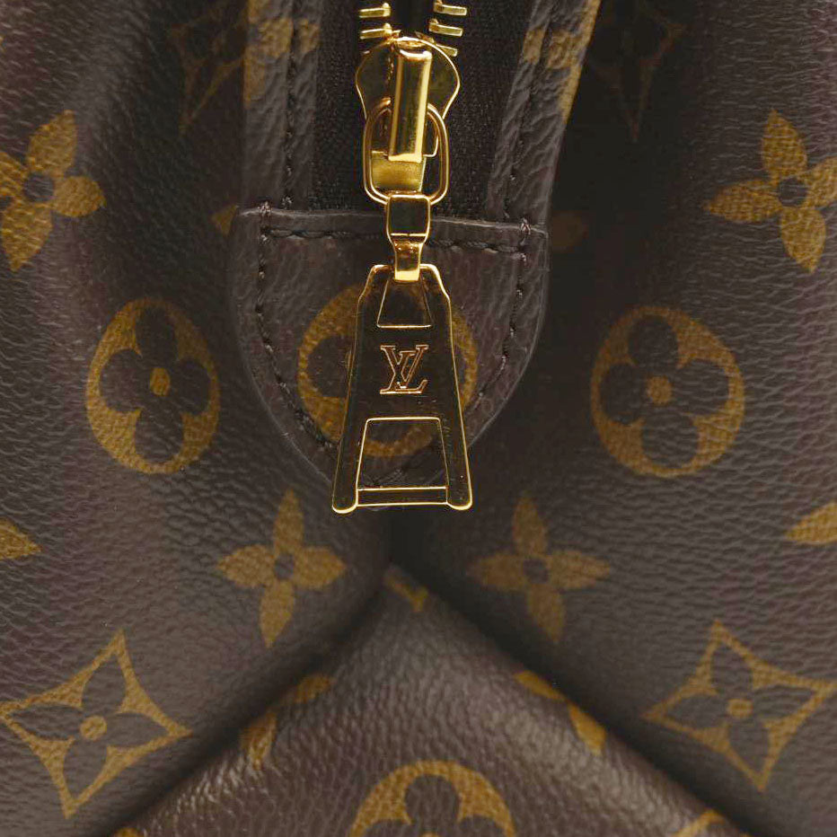 LOUIS VUITTON Monogram Grand Palais