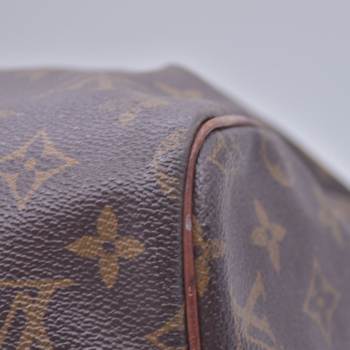 $1550 1992 Louis Vuitton Monogram Speedy 30 Hand Bag VI0952