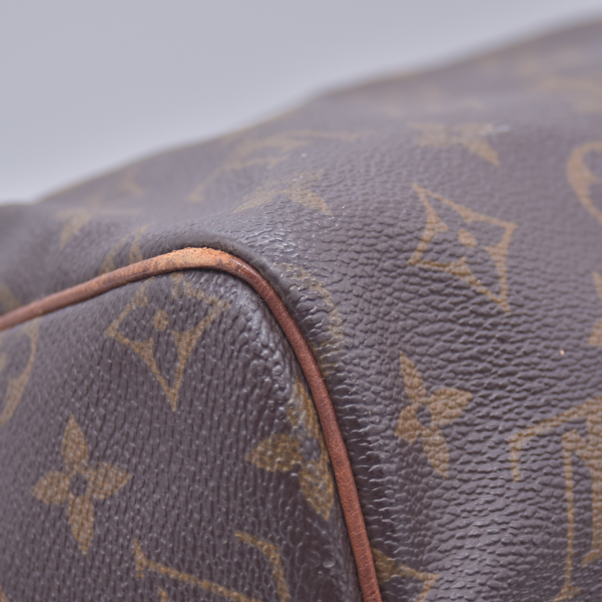 $1550 1992 Louis Vuitton Monogram Speedy 30 Hand Bag VI0952