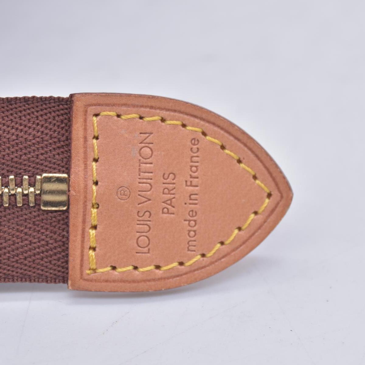 $760 1996 LOUIS VUITTON Damier Ebene Toiletry Pouch 26 TH0956
