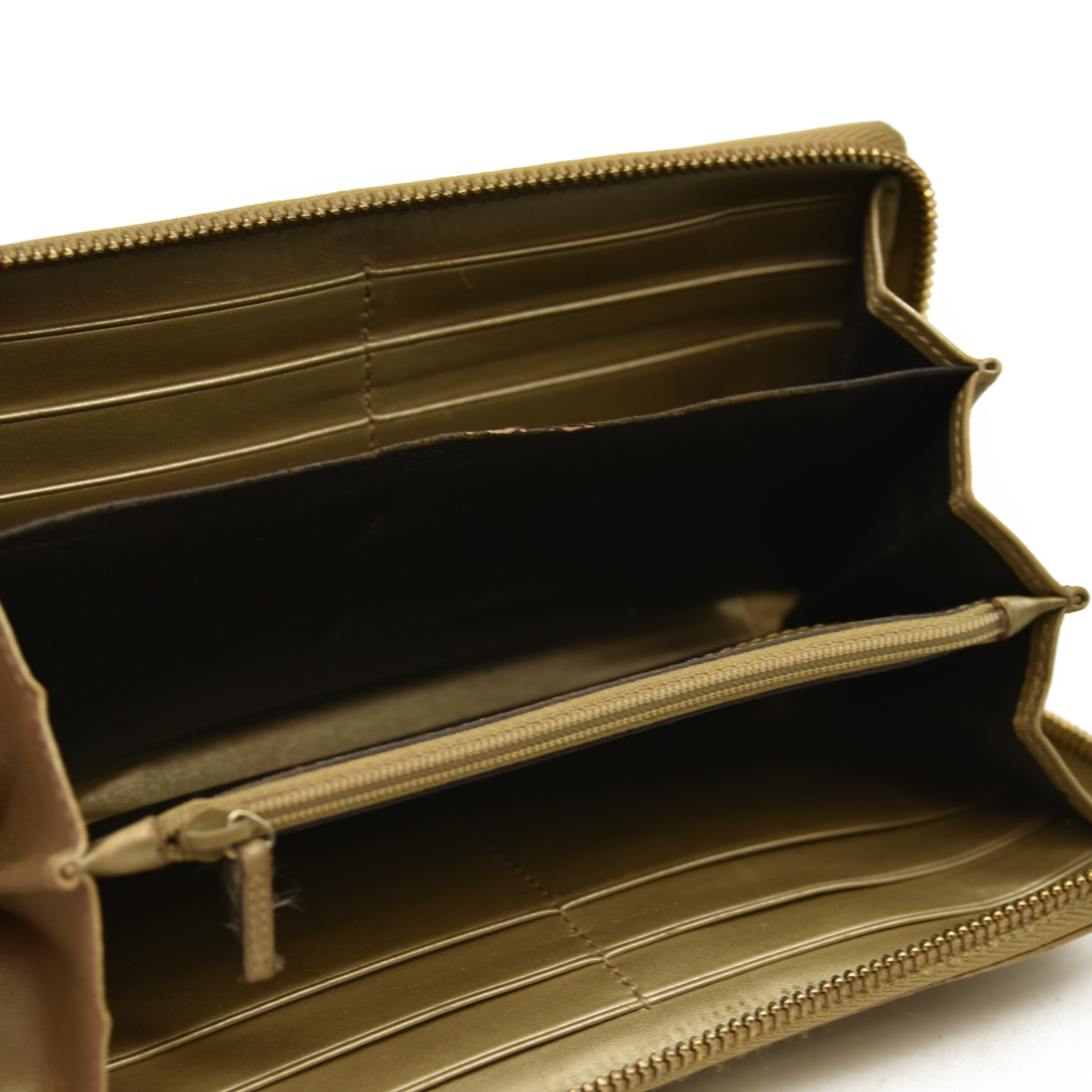 Gucci  Metallic Guccissima Lovely Zip Around Wallet Gold