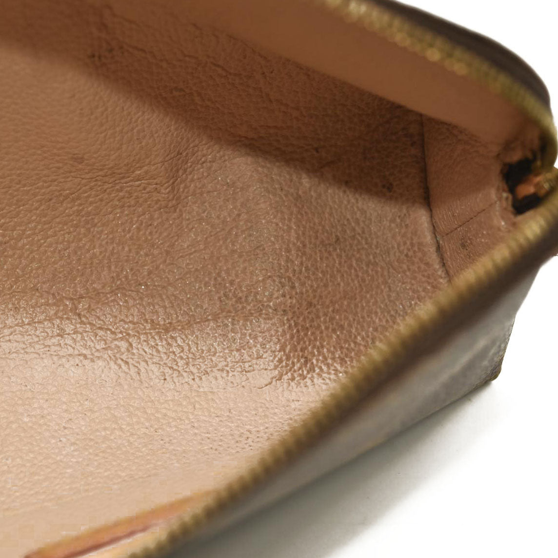 LOUIS VUITTON  Monogram Cosmetic Pouch CA0061