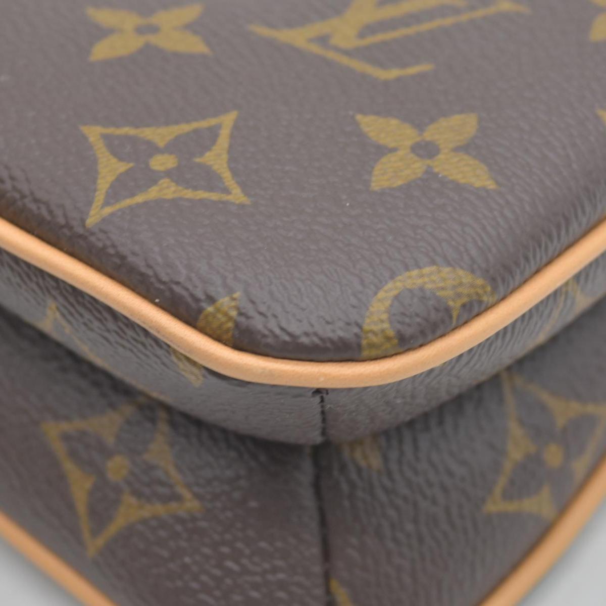 $1890 Louis Vuitton Monogram Liv Pochette