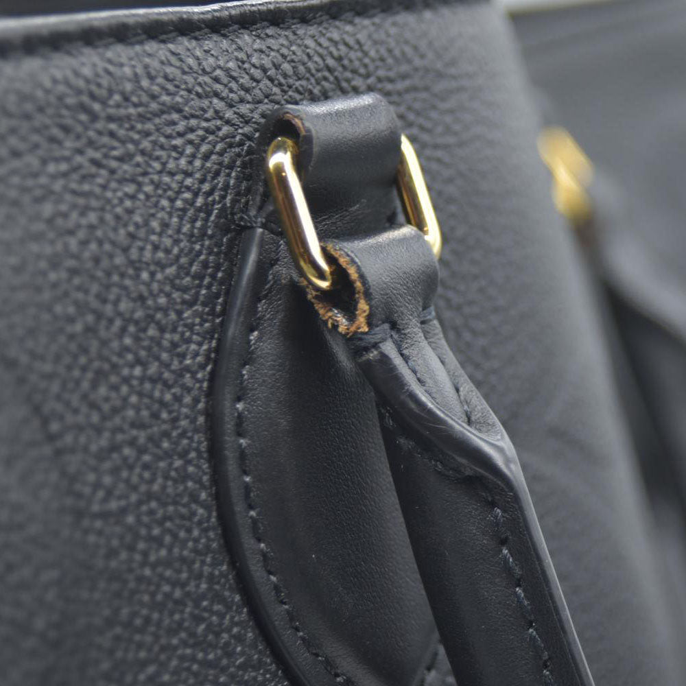 Louis Vuitton Monogram Giant OnTheGo MM