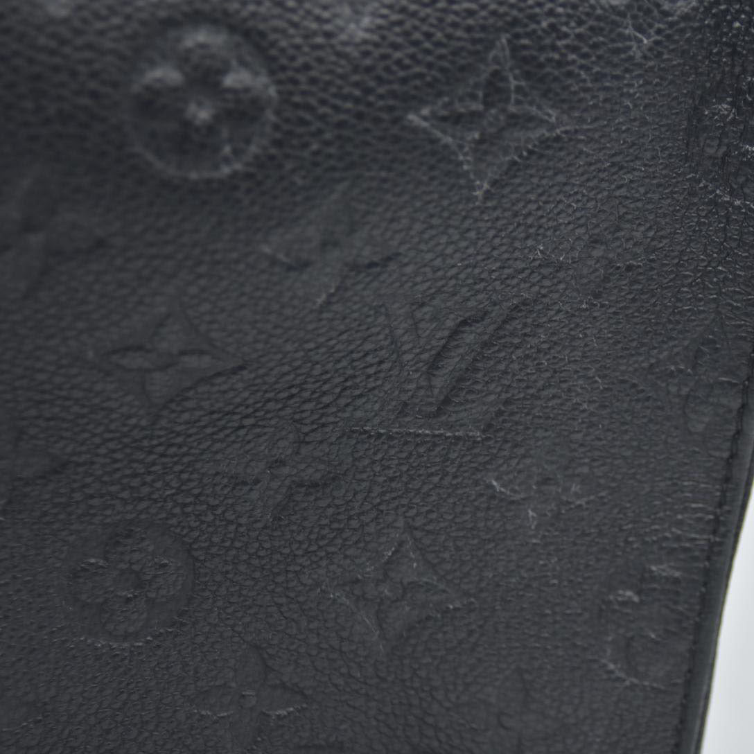 LOUIS VUITTON Empreinte Monogram Giant Onthego GM Black