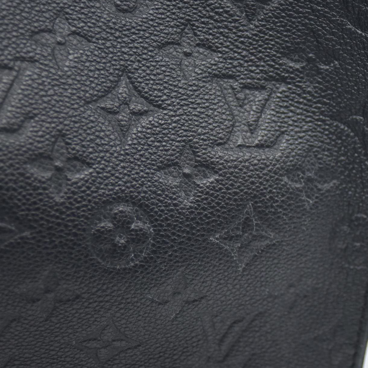 Louis Vuitton Monogram Giant OnTheGo MM