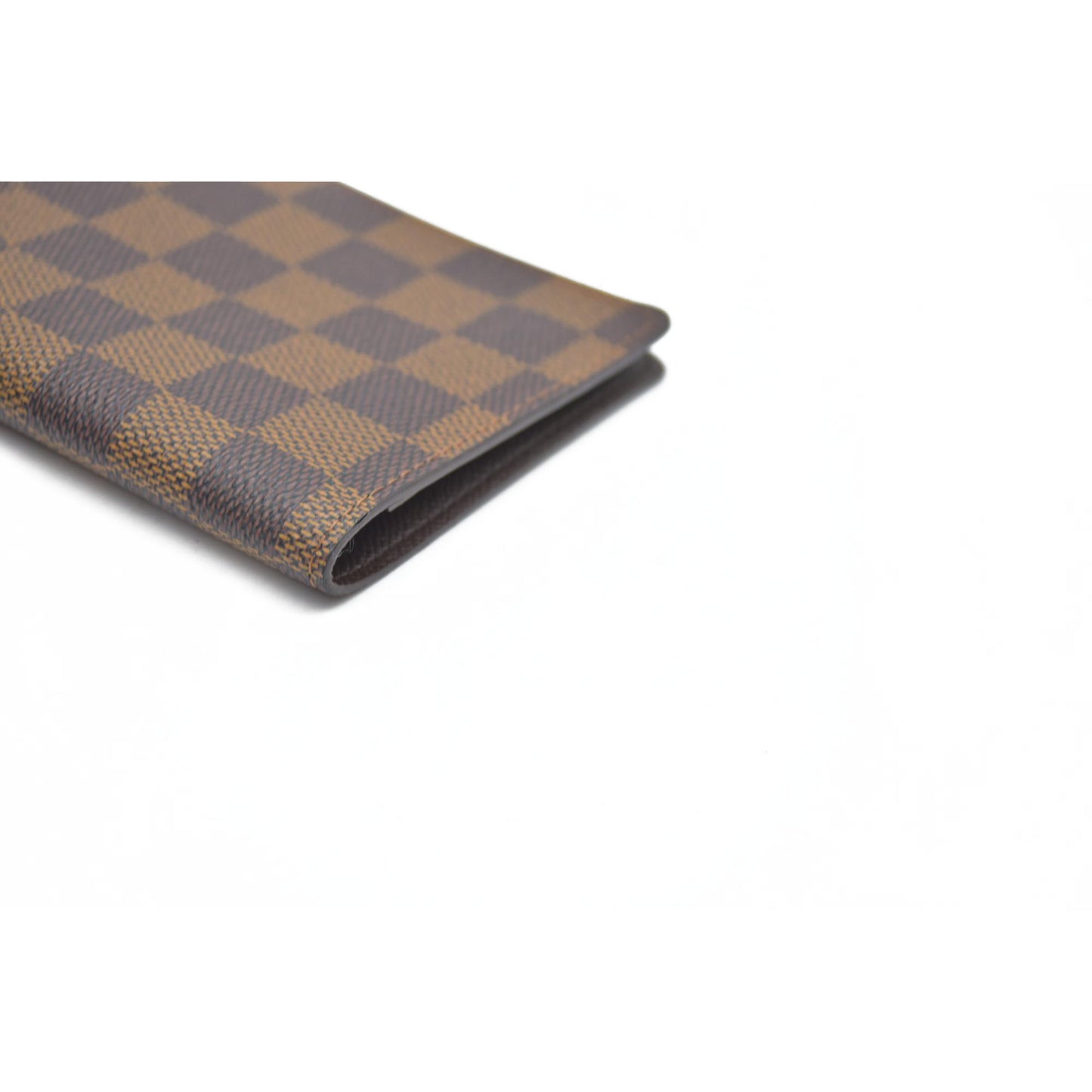 $390 Louis Vuitton  Damier Ebene Passport Cover CA4087