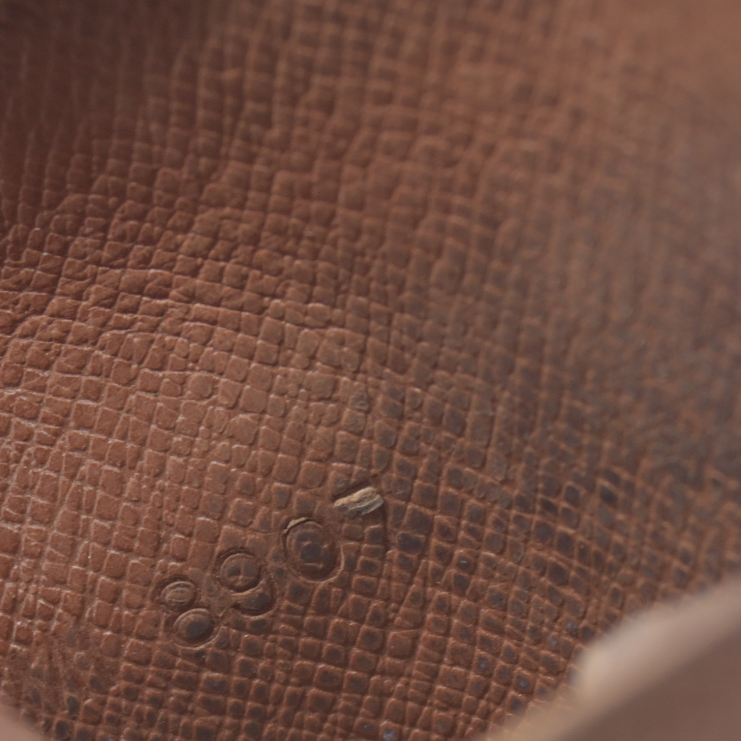 $535 1989 Louis Vuitton Monogram Porte 2 Cartes Vertical Pass Card Case MI8907
