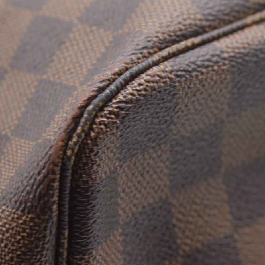 $2190 Louis Vuitton 2016 Damier Ebene Neverfull MM AR4166