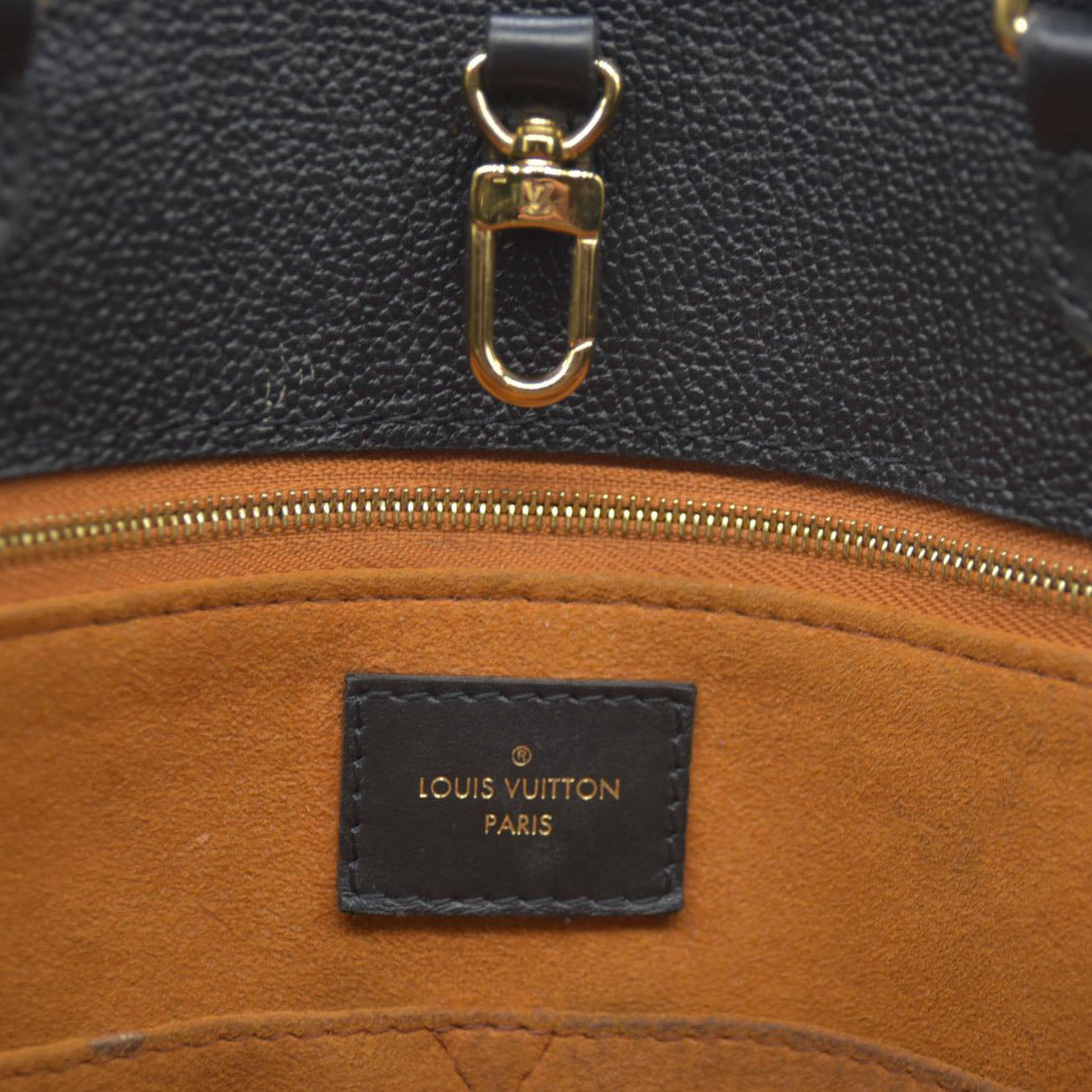 Louis Vuitton Monogram Giant OnTheGo MM