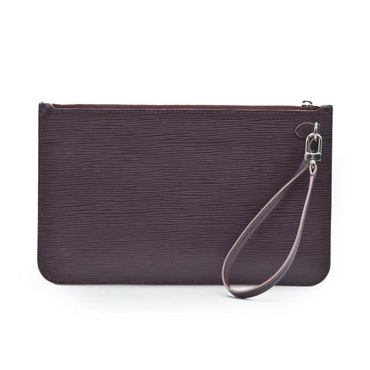 $2640 Louis Vuitton Epi Neverfull MM Quetsche Pochette
