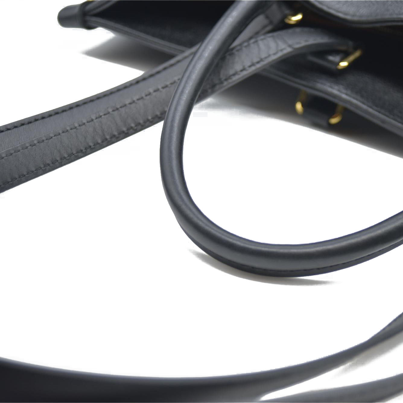 LOUIS VUITTON Empreinte Monogram Giant Onthego GM Black