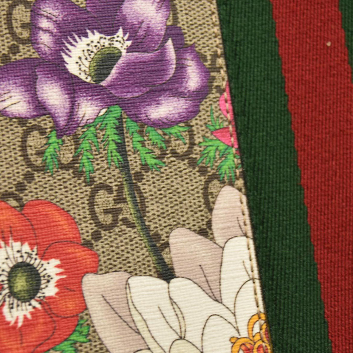 Gucci GG Supreme Monogram Flora Web GG Small Ophidia Dome Shoulder Bag White