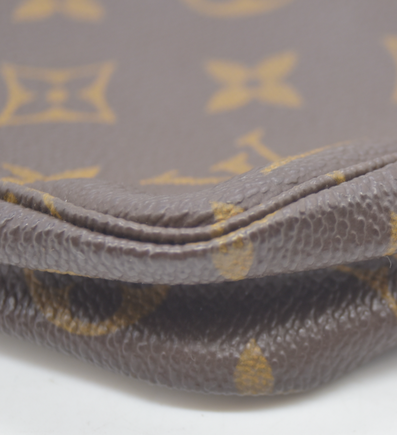 Louis Vuitton LV Accessories Pouch Pochette Accessoires Brown Monogram VI1919