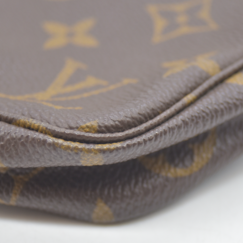 Louis Vuitton LV Accessories Pouch Pochette Accessoires Brown Monogram VI1919