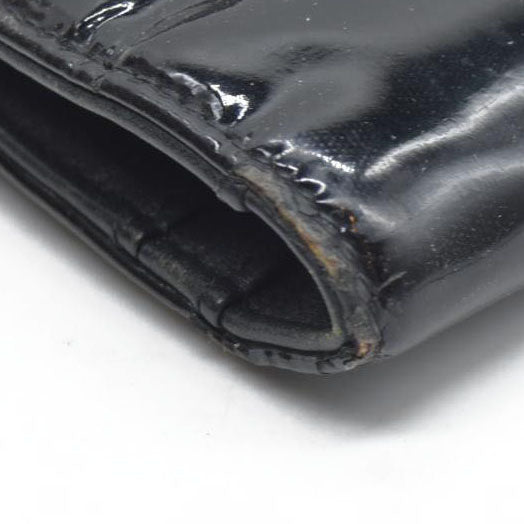 CONSIGNMENT $1100 Chanel 2010's Interlocking CC Logo Continental Wallet