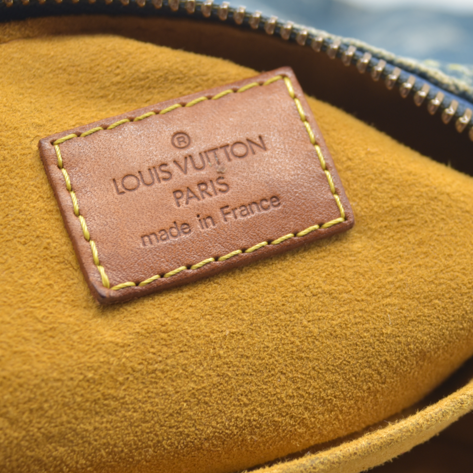 $2280 Louis Vuitton Denim Baggy GM Blue DAMAGED CONSIGNMENT 2005