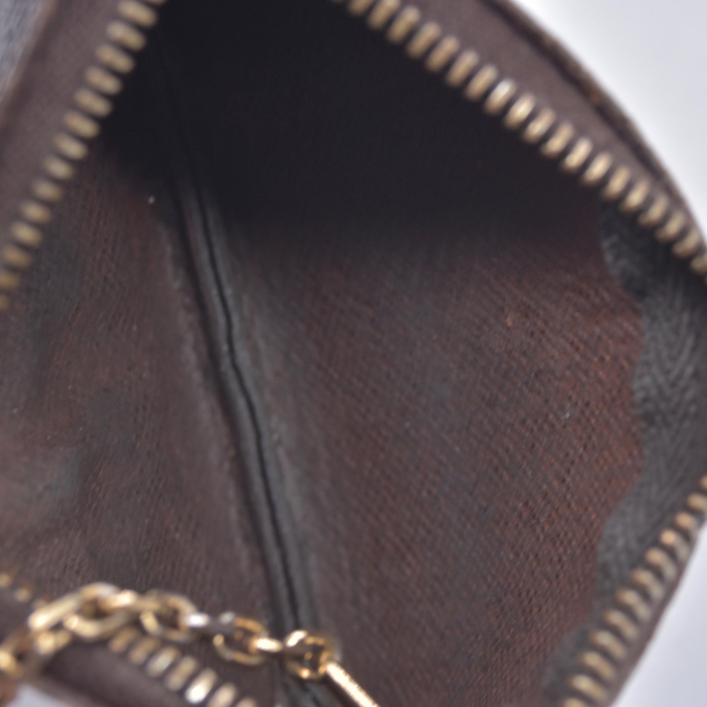 $355 Louis Vuitton Monogram Pochette Cles Key Holder CONSIGNMENT