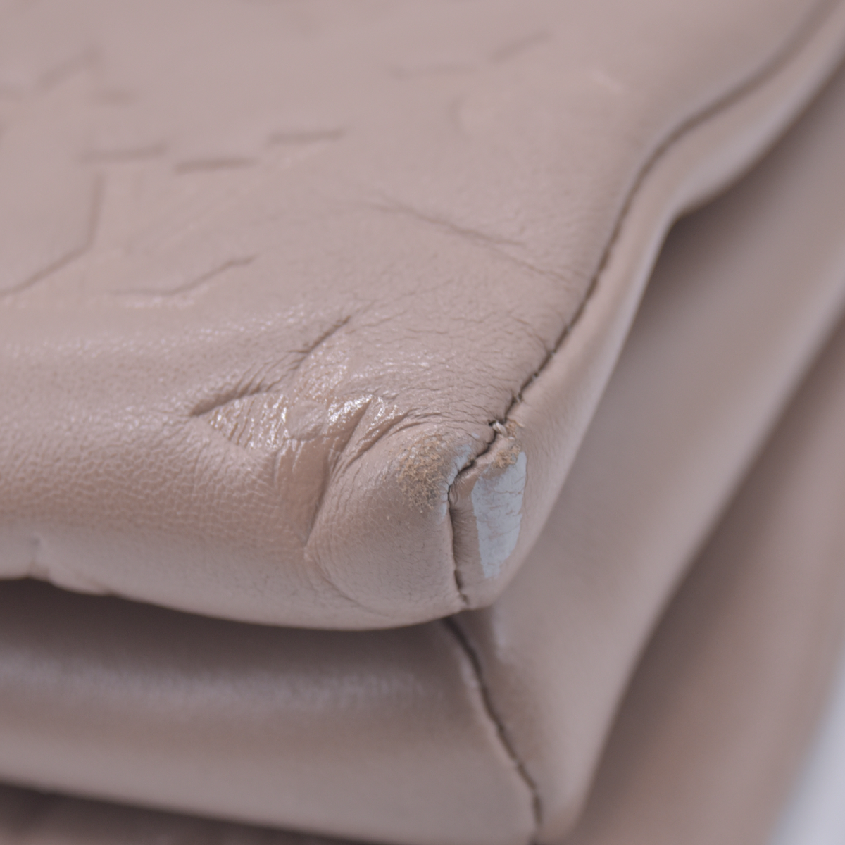 $5500 Louis Vuitton Lambskin Embossed Monogram Coussin MM Taupe RFID 10021358