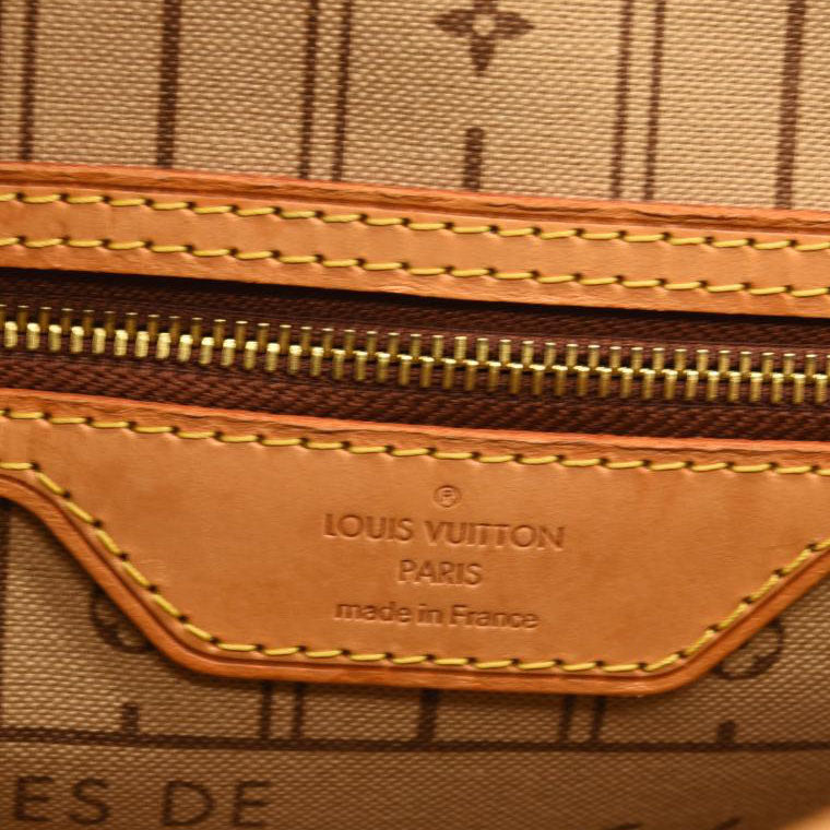 LOUIS VUITTON Monogram Neverfull PM