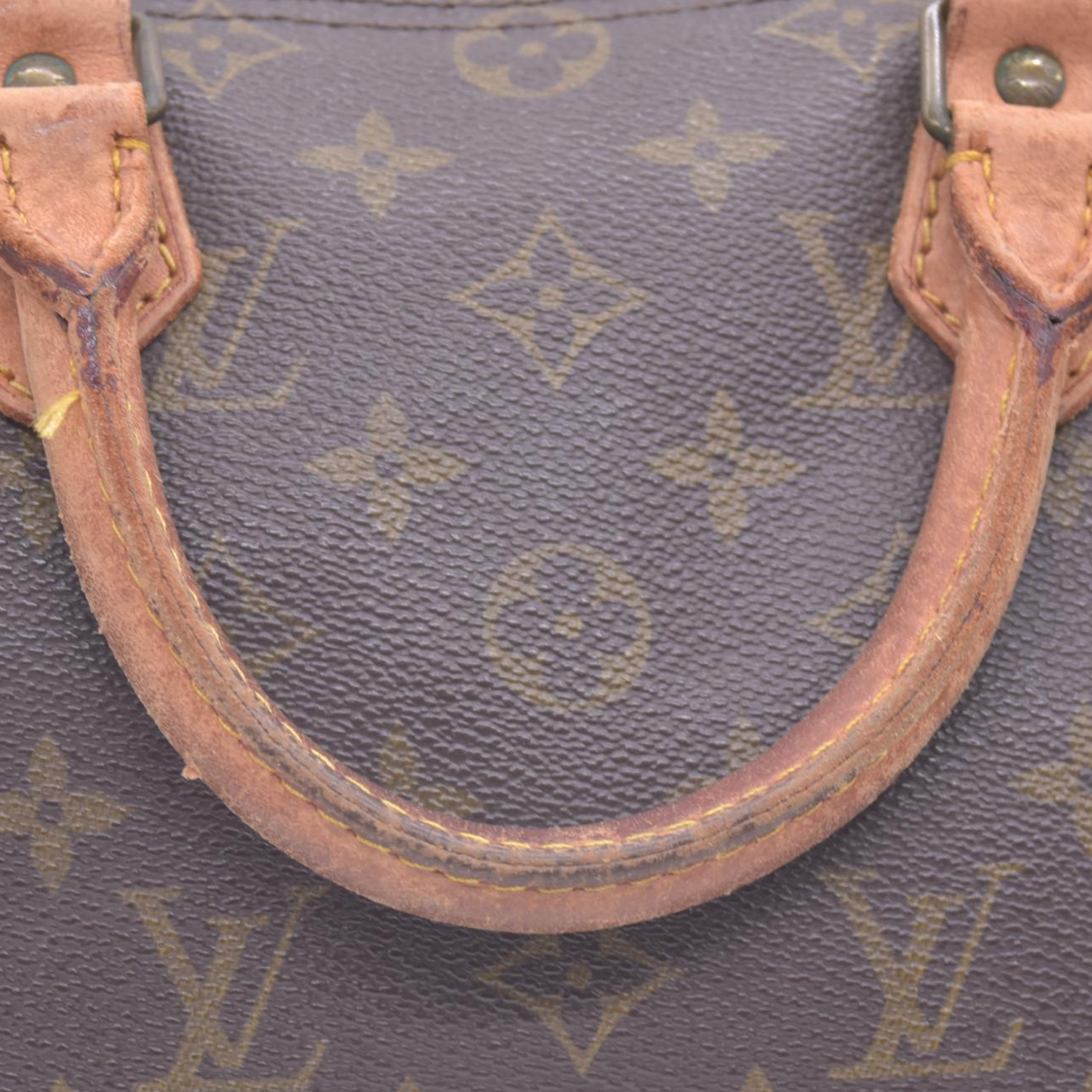 $1550 1984 Louis Vuitton Monogram Speedy 30 MB844