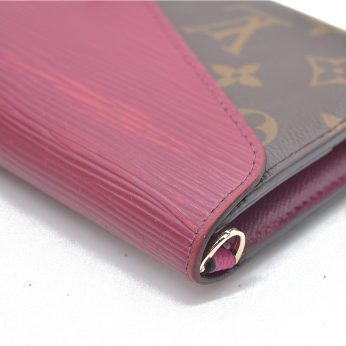 $805 Louis Vuitton Monogram Epi Marie-Lou Long Wallet Fuchsia CONSIGNMENT CA3115