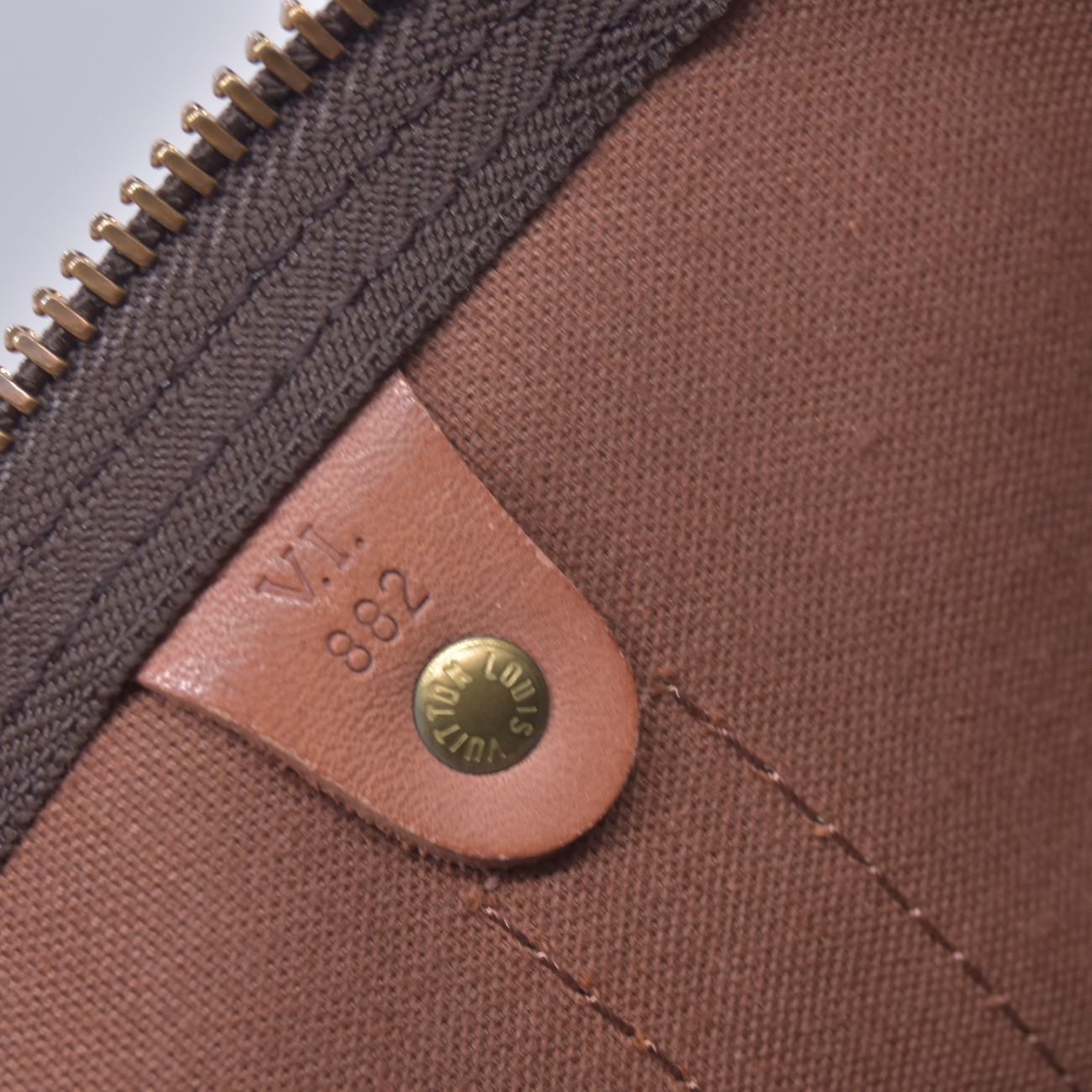 $1440 1988 Louis Vuitton Monogram Keepall 50 VI882