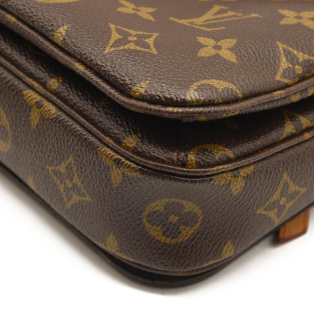 LOUIS VUITTON Monogram Pochette Metis