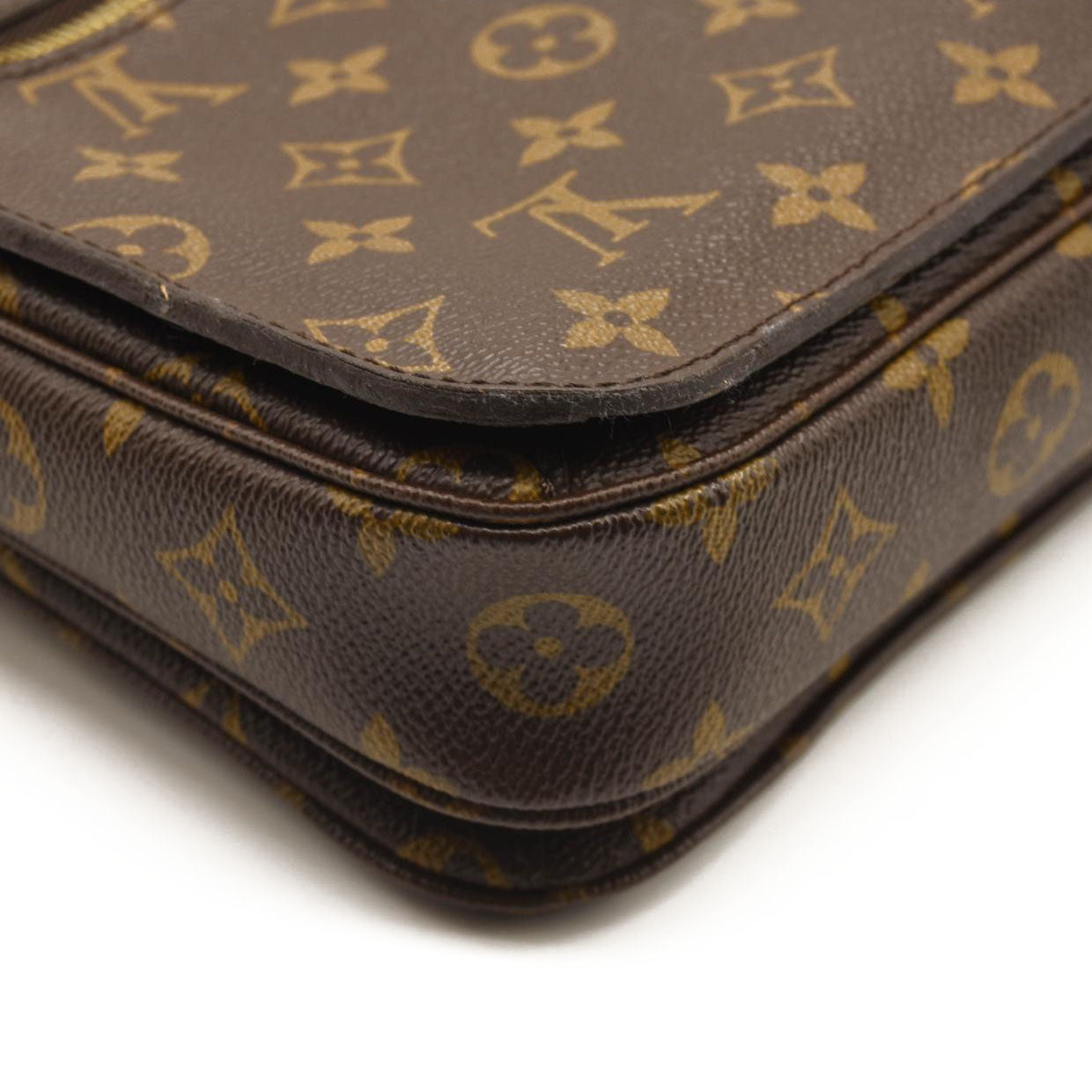 LOUIS VUITTON Monogram Pochette Metis