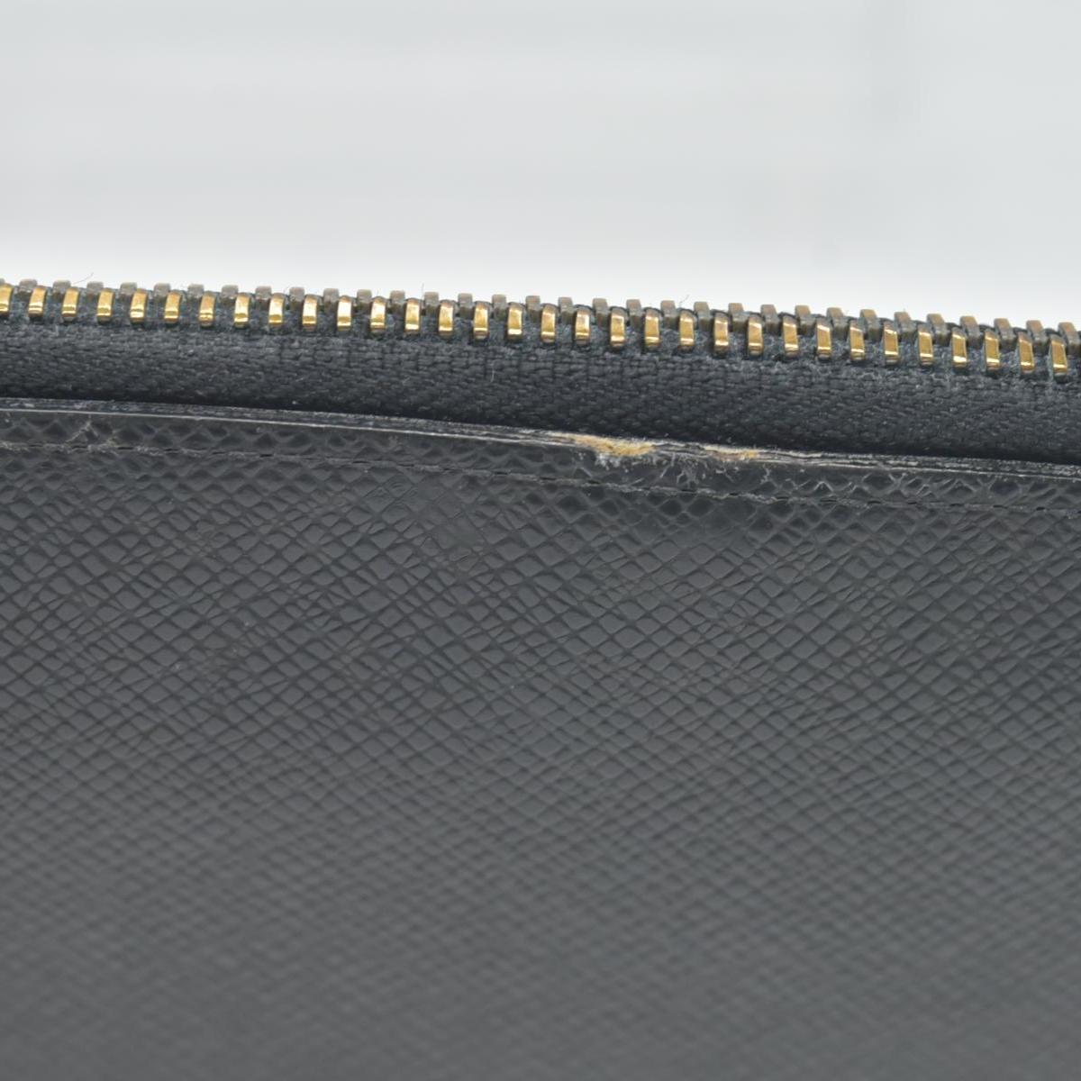 $1250 Louis Vuitton  Taiga Leather Atoll Organizer Wallet CONSIGNMENT