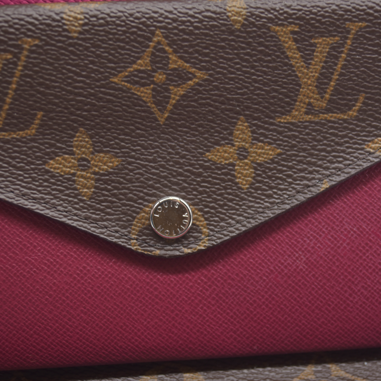 $805 Louis Vuitton Monogram Epi Marie-Lou Long Wallet Fuchsia CONSIGNMENT CA3115