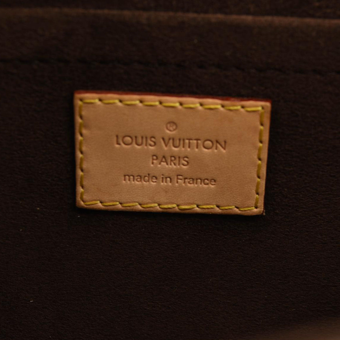 LOUIS VUITTON Monogram Pochette Metis