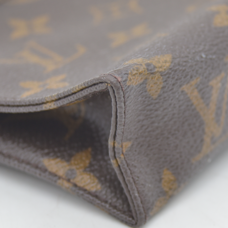 Louis Vuitton Monogram Poche Toilette 15 Cosmetic Pouch MB1908