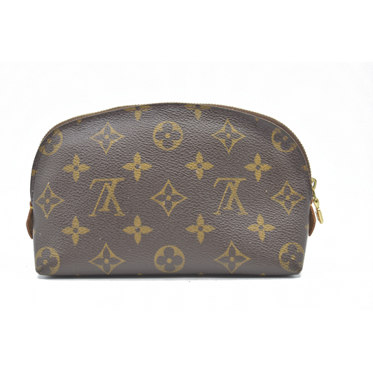 $590 Louis Vuitton Monogram Cosmetic Pouch CA0056 CONSIGNMENT