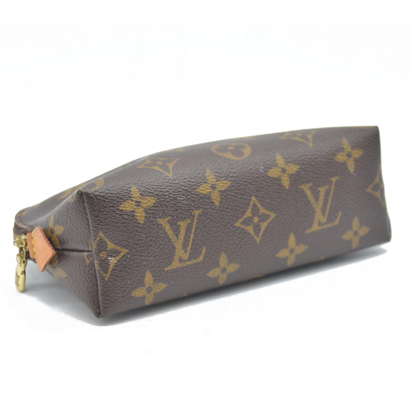 $590 Louis Vuitton Monogram Cosmetic Pouch CA0056 CONSIGNMENT