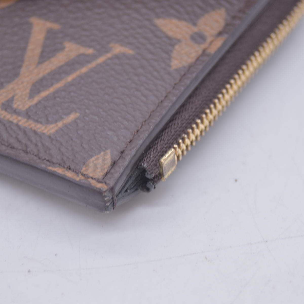 $695 LOUIS VUITTON Monogram Recto Verso Card Holder RFID 10021359