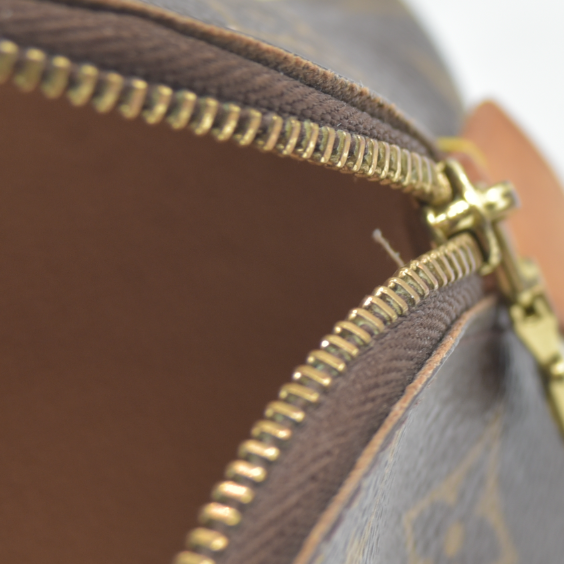 $590 Louis Vuitton Monogram Cosmetic Pouch CA0056 CONSIGNMENT