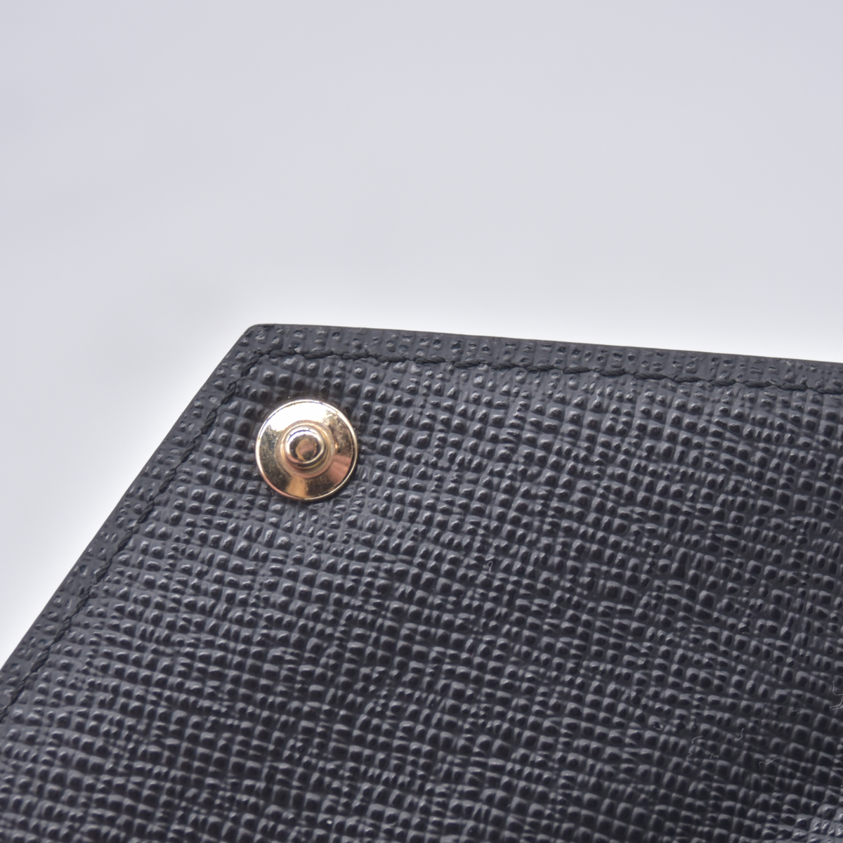 $695 LOUIS VUITTON Monogram Recto Verso Card Holder RFID 10021359