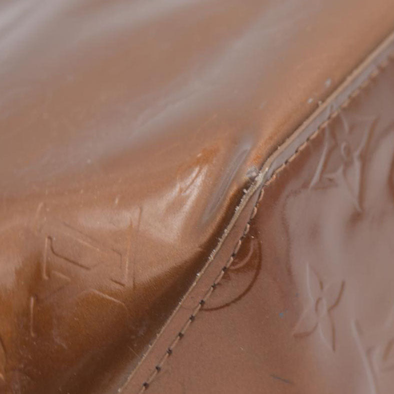 $800 CONSIGNMENT Louis Vuitton  Vernis Reade PM Bronze