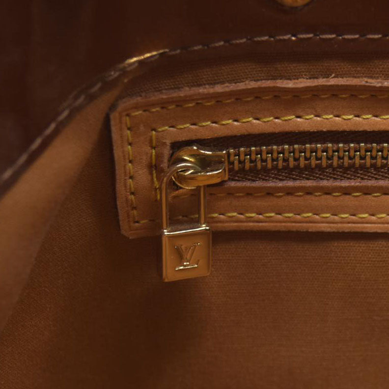 $800 CONSIGNMENT Louis Vuitton  Vernis Reade PM Bronze