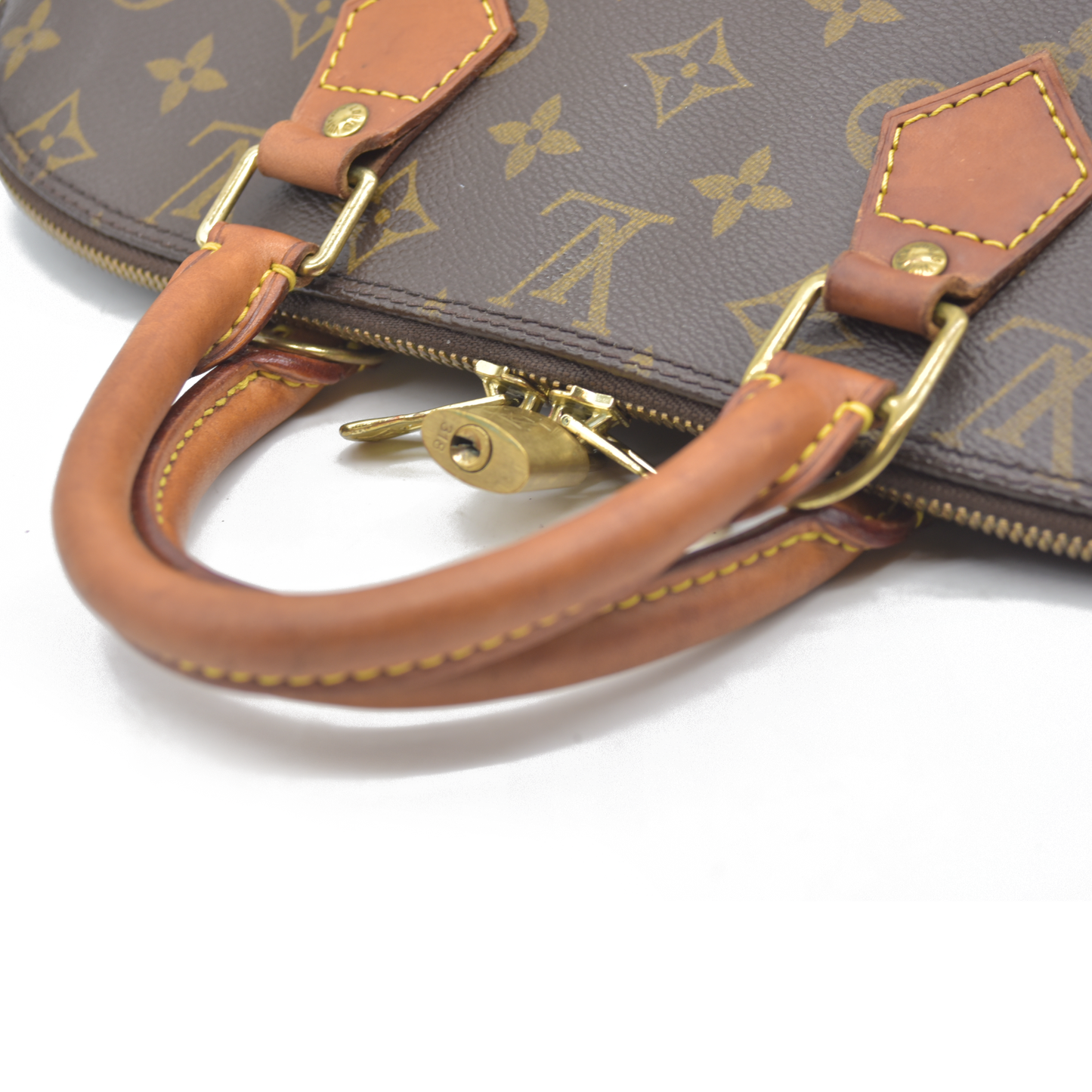 $2090 Louis Vuitton  Monogram Alma PM CONSIGNMENT CA1004 2004